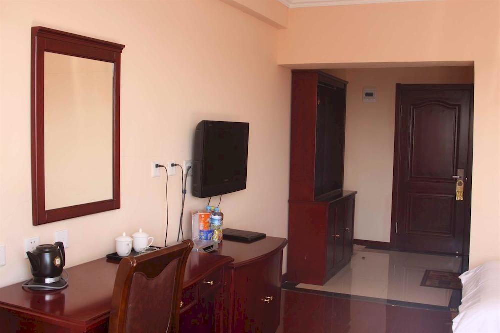 Nanfang Junyue Business Hotel Dalian Zewnętrze zdjęcie